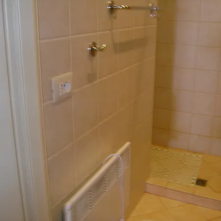 Lux * سكاليا